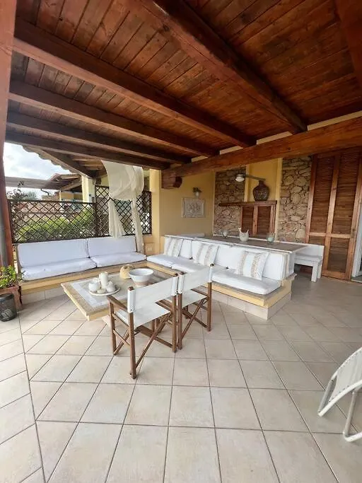 Holiday home Sardegna: Vista Mare, Vicino Alla Spiaggia Golfo Aranci Italy