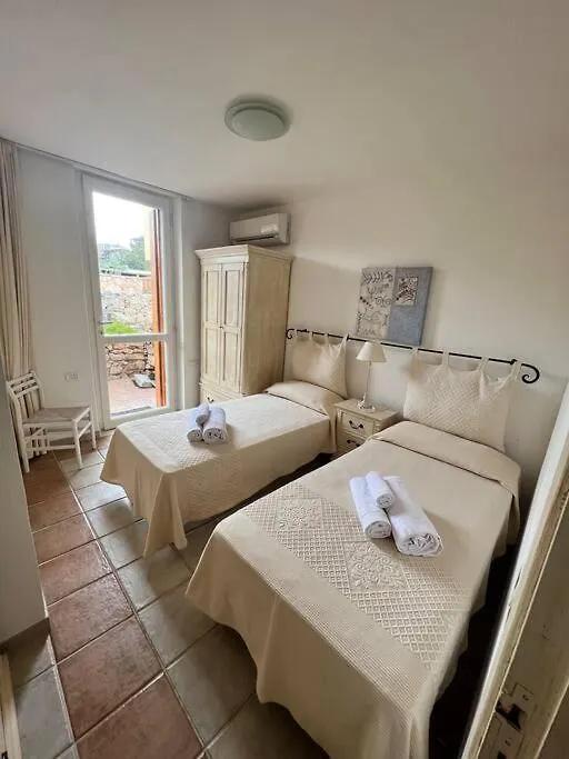 Holiday home Sardegna: Vista Mare, Vicino Alla Spiaggia Golfo Aranci